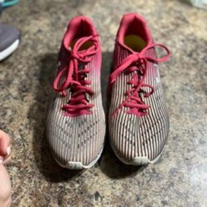 Under Armour Hovr Infinite 9